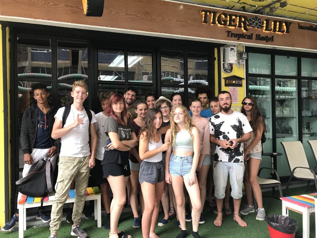 Tiger Lily Hostel Бангкок Екстер'єр фото